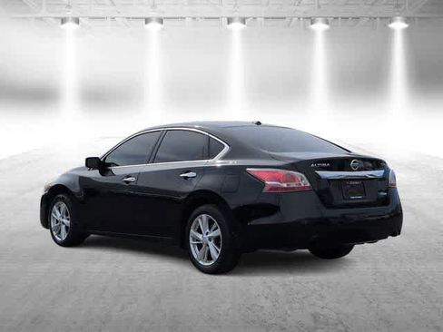 Used 2015 Nissan Altima 2.5 FWD image 6