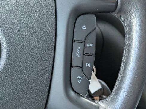 Used 2016 Buick Enclave Leather AWD/4WD image 28