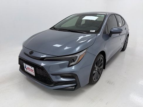 New 2026 Toyota Corolla SE image 4