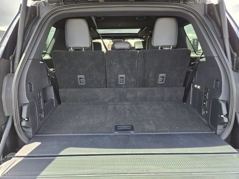 Certified 2025 Ford Expedition Tremor AWD/4WD image 18
