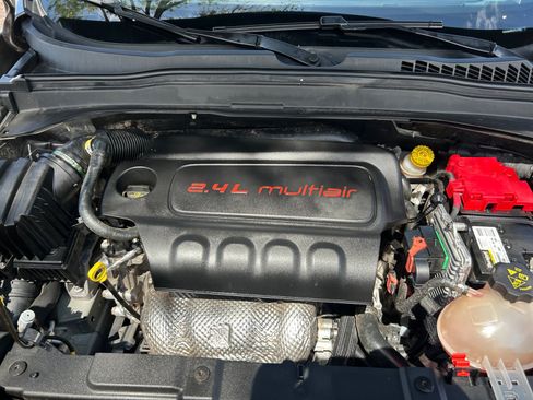 Used 2020 Jeep Renegade Sport AWD/4WD image 22