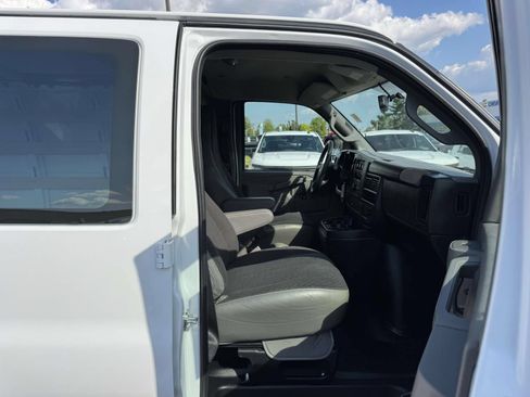 Used 2025 Chevrolet Express 2500 w/ Driver Convenience Package RWD image 14