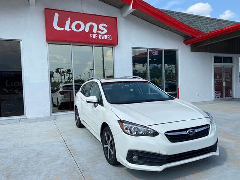 Used 2020 Subaru Impreza 2.0i Premium image 1
