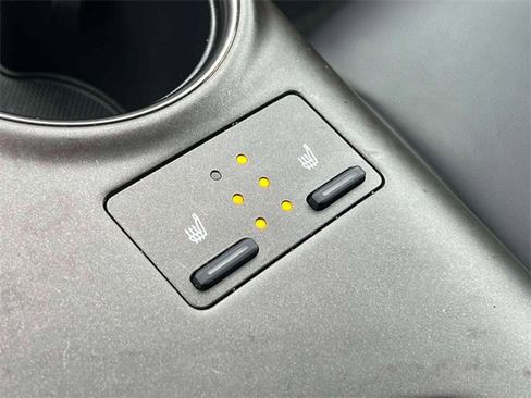 Certified 2024 Toyota Camry SE image 33