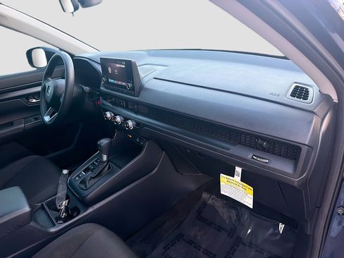Certified 2025 Honda CR-V LX image 32