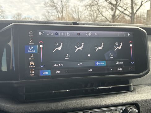 Used 2024 Jeep Wrangler Sport S w/ Convenience Group AWD/4WD image 21