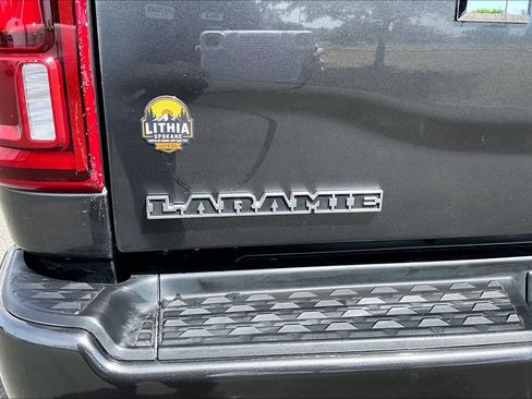 Used 2025 RAM 2500 Laramie AWD/4WD image 7