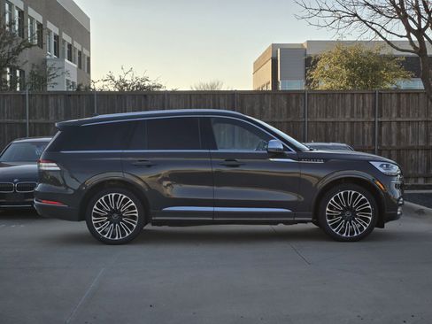 Used 2020 Lincoln Aviator Black Label image 2