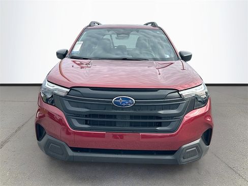 Used 2025 Subaru Forester image 2