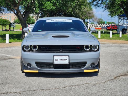 Used 2022 Dodge Challenger R/T Scat Pack w/ Dynamics Package RWD image 31
