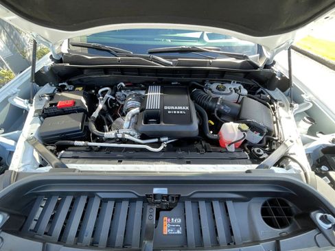 Used 2025 GMC Sierra 1500 AT4X image 24