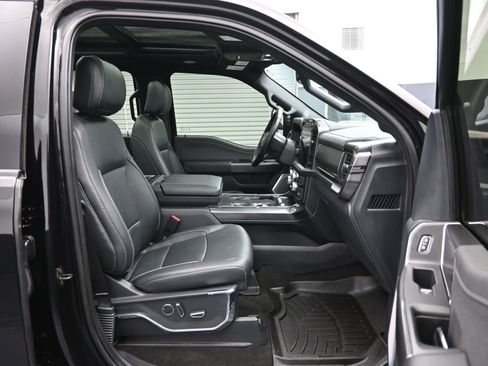 Used 2022 Ford F150 Lariat w/ Equipment Group 502A High image 12