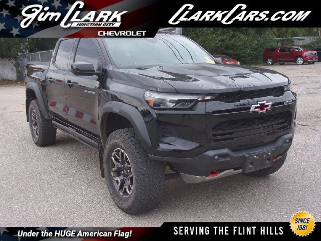 Used 2023 Chevrolet Colorado ZR2 w/ ZR2 Convenience Package III AWD/4WD image 1