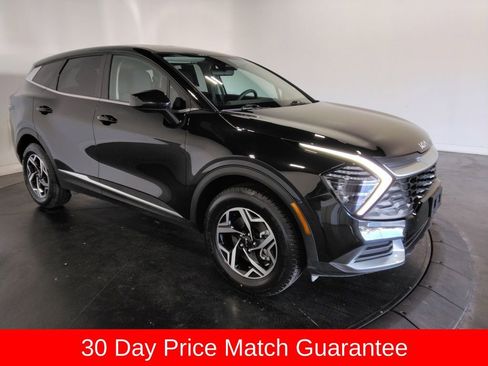 Used 2024 Kia Sportage LX image 4