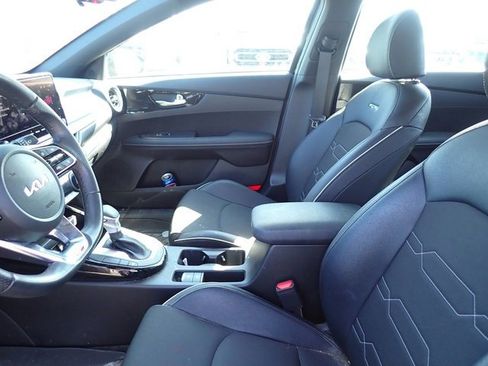 Used 2024 Kia Forte GT-Line image 10