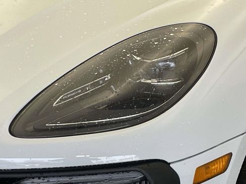 New 2026 Porsche Macan S image 14