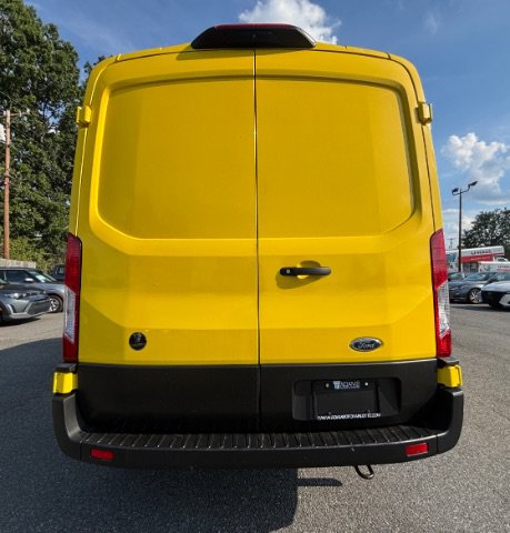 Used 2023 Ford Transit 250 Medium Roof AWD image 10
