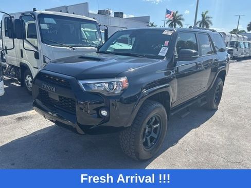 Used 2022 Toyota 4Runner TRD Off-Road Premium w/ Moonroof Package AWD/4WD image 1