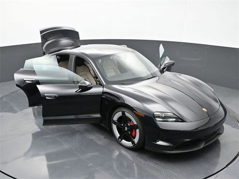 New 2025 Porsche Taycan 4S image 29