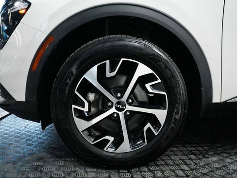 Used 2023 Kia Sportage EX w/ EX Premium Package image 9