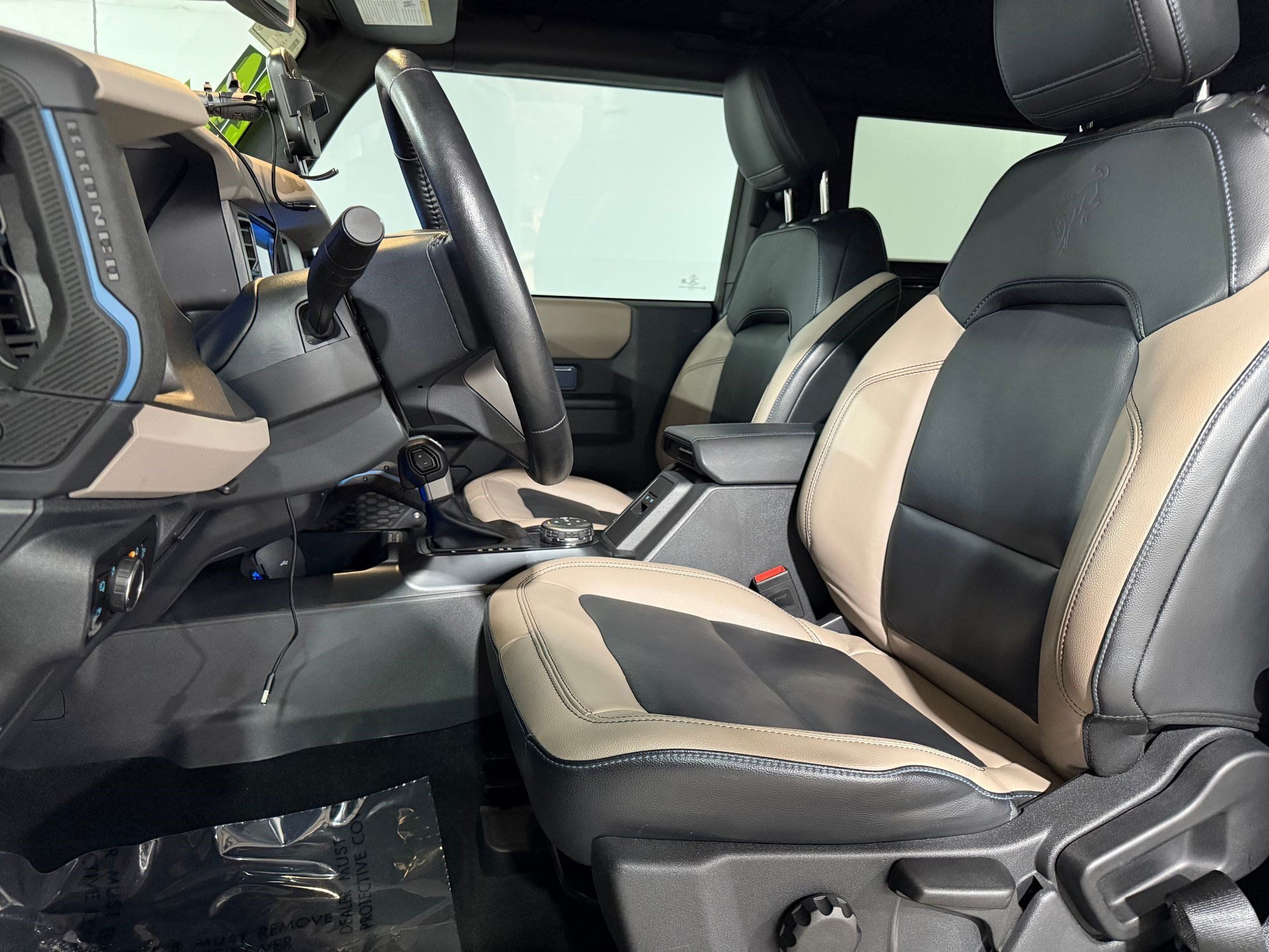Used 2024 Ford Bronco Wildtrak AWD/4WD image 5