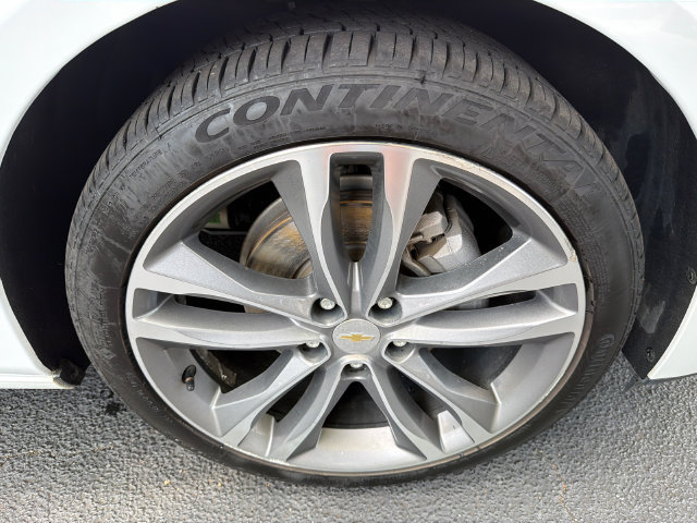 Used 2022 Chevrolet Malibu LT FWD image 12