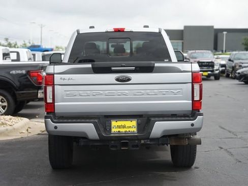 Used 2022 Ford F350 Lariat w/ Black Appearance Package AWD/4WD image 7