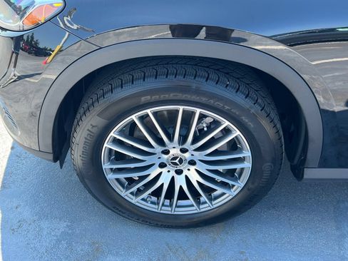 Used 2024 Mercedes-Benz GLA 250 4MATIC image 3