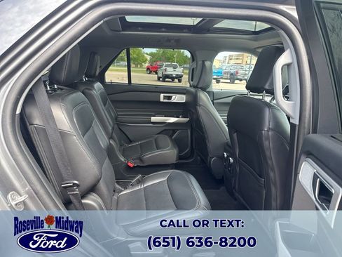 Used 2023 Ford Explorer Limited w/ Limited Technology Package AWD/4WD image 42