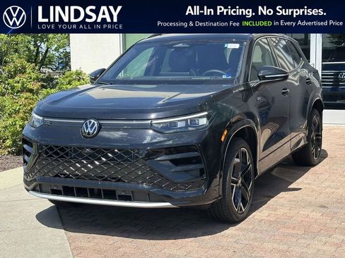 New 2026 Volkswagen Tiguan SEL R-Line AWD/4WD image 4