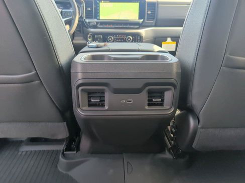 New 2026 Chevrolet Silverado 1500 LT Trail Boss w/ LT Trail Boss Premium Package AWD/4WD image 35