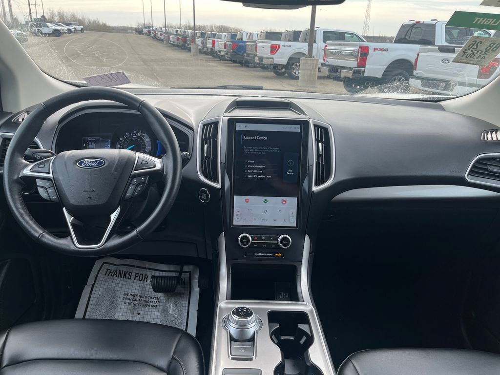Used 2023 Ford Edge SEL AWD/4WD image 13