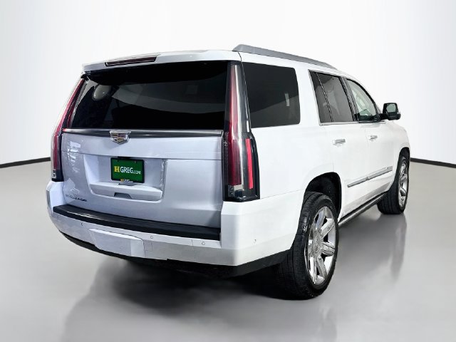 Used 2019 Cadillac Escalade Premium Luxury AWD/4WD image 10