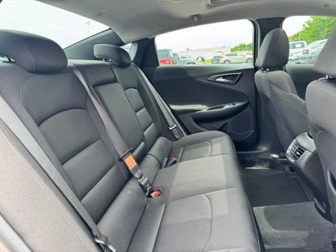Used 2024 Chevrolet Malibu LT FWD image 22