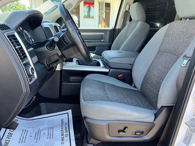 Used 2018 RAM 2500 Big Horn AWD/4WD image 9