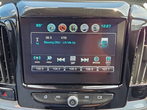 Used 2018 Chevrolet Traverse Premier AWD/4WD image 19