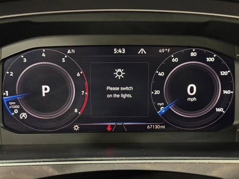 Used 2021 Volkswagen Tiguan SE image 33