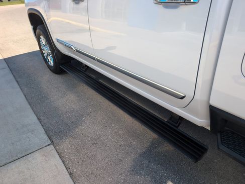 Used 2024 Chevrolet Silverado 3500 High Country w/ High Country Premium Package image 14