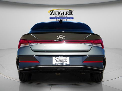 New 2026 Hyundai Elantra SEL Sport Premium FWD image 6