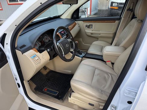 Used 2009 Suzuki XL7 Luxury image 16