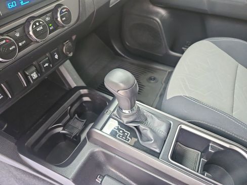 Used 2023 Toyota Tacoma TRD Off-Road AWD/4WD image 23