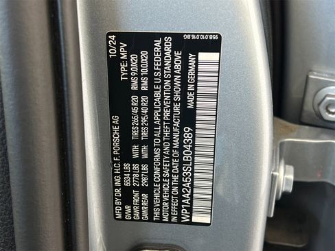 Used 2025 Porsche Macan image 35