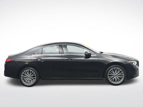 Used 2025 Mercedes-Benz CLA 250 image 4