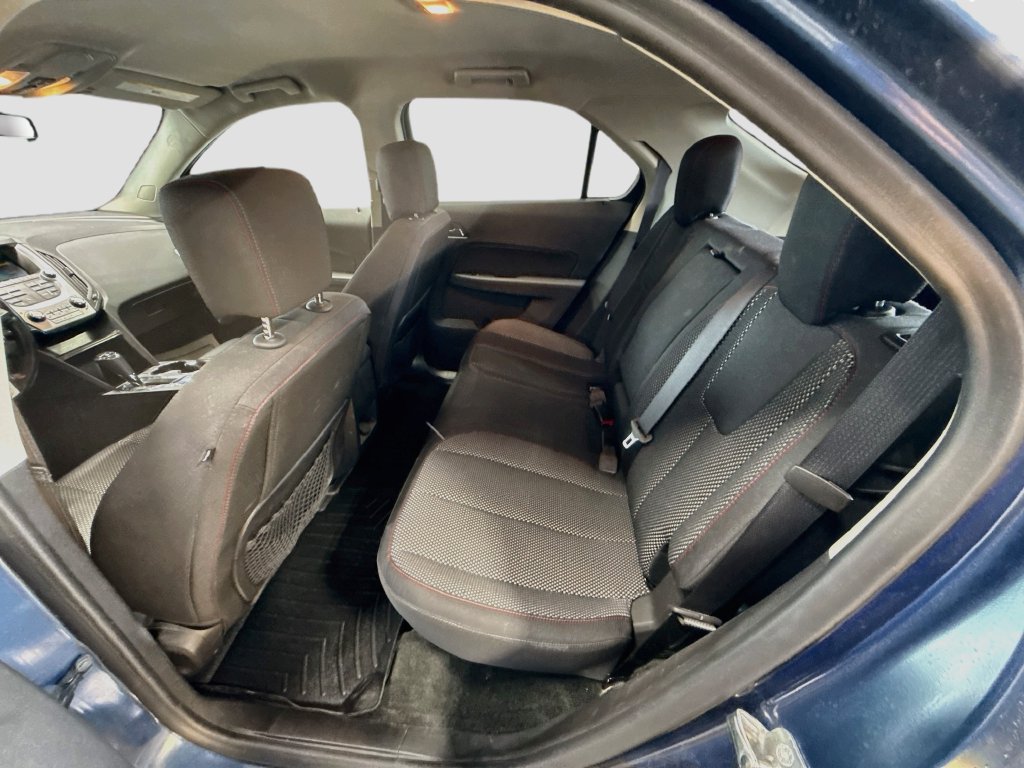 Used 2017 Chevrolet Equinox LT w/ Convenience Package FWD image 23