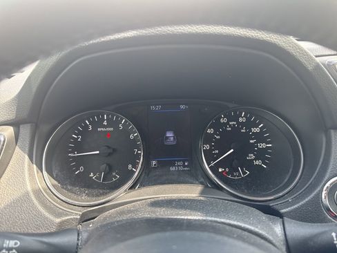 Used 2020 Nissan Rogue SV FWD image 6