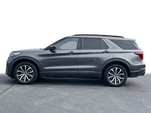 Used 2020 Ford Explorer ST w/ Premium Technology Package image 23