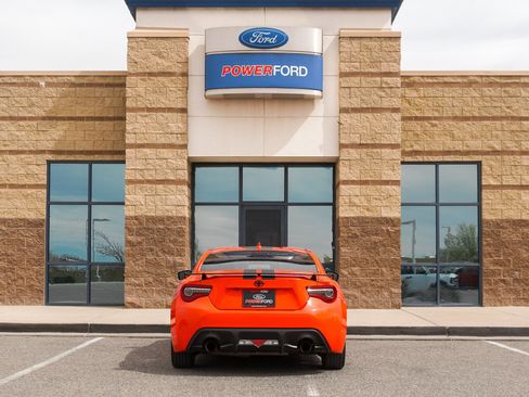 Used 2017 Toyota 86 860 Special Edition image 7