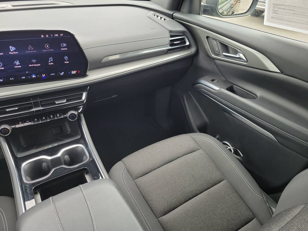 Certified 2024 Chevrolet Traverse LT AWD/4WD image 25