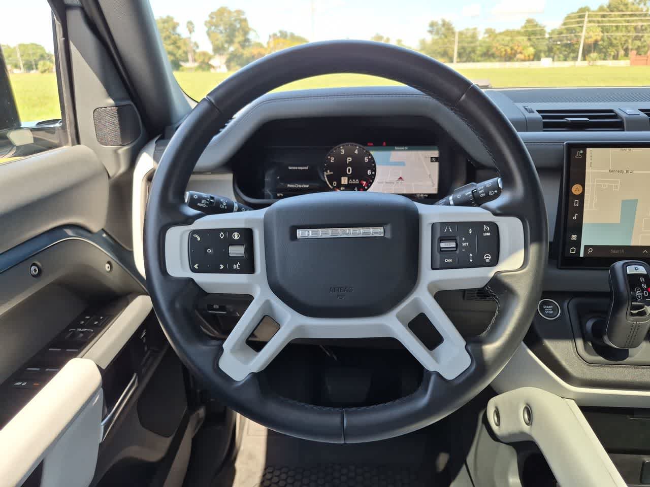 Certified 2025 Land Rover Defender 110 X-Dynamic SE AWD/4WD image 27