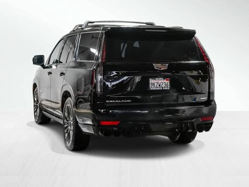 Used 2024 Cadillac Escalade V image 2